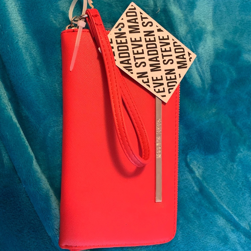 Steven madden wallet
